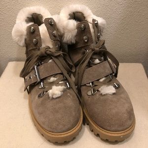 Kendall and Kylie snow boots